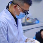 郑州种植牙专家高功杰 专业引领，让微笑重焕新生